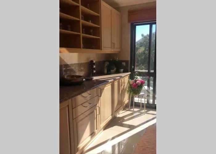 Beautiful Palames Σεσίμπρα